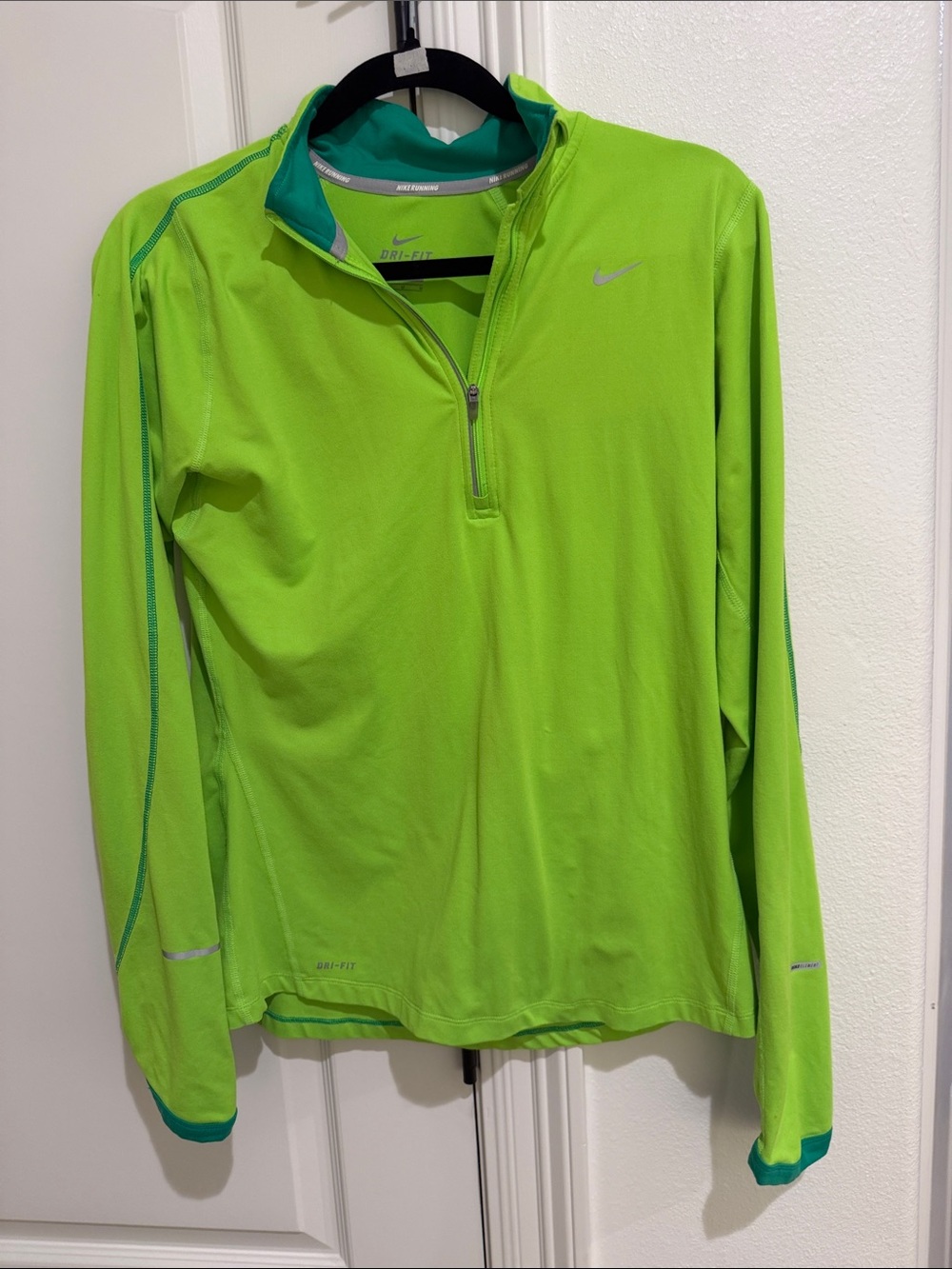 Nike running bright green quarter zip size medium